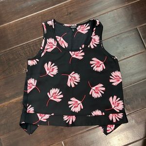 NEW W/OUT TAGS!!! Express top!